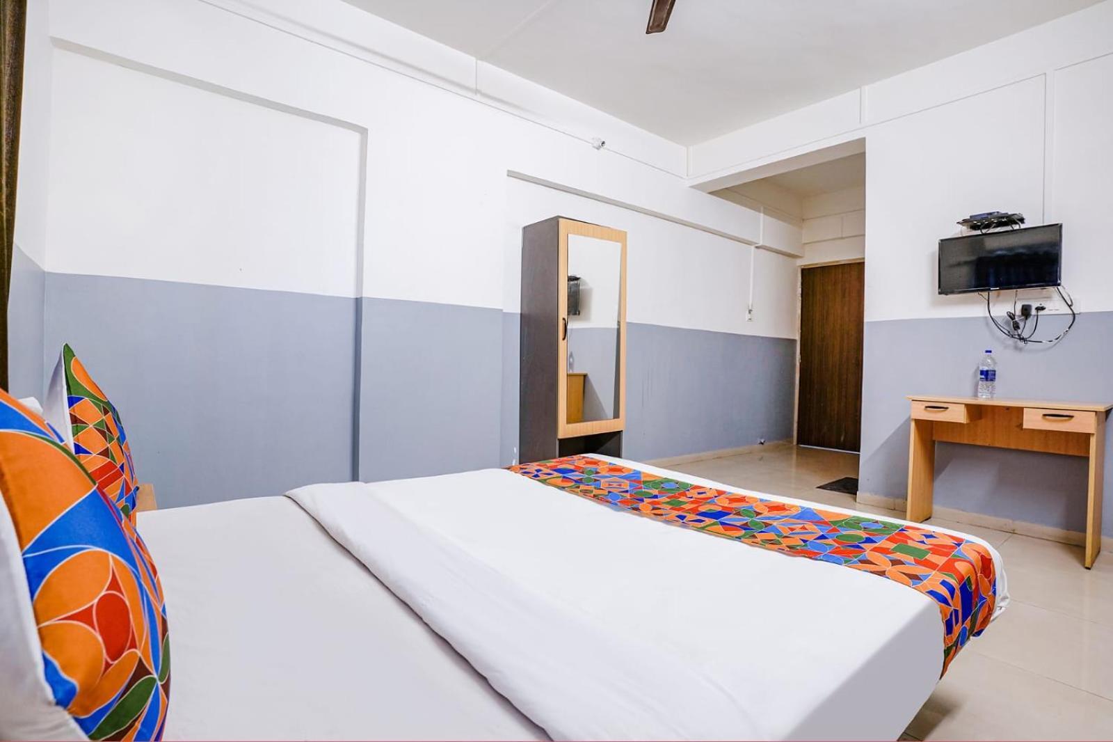 Hotel Bhakti Sankul , Nāsik Eksteriør bilde